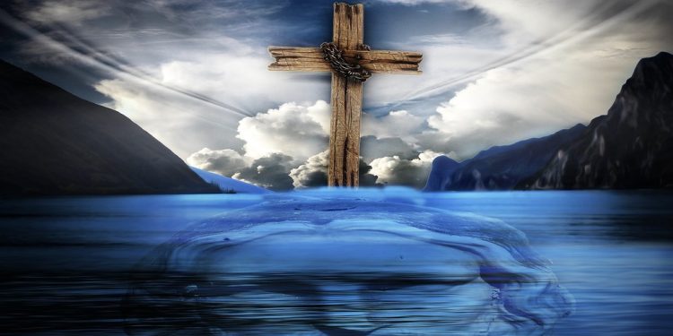 Voda blagoslovljena na Bogojavljanje ima veliku moć: Ovo je najjača molitva protiv zlih duhova