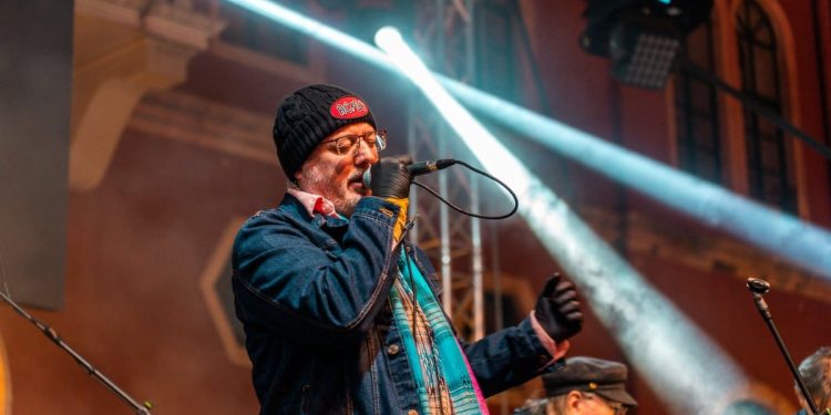 Vuco večeras pjeva u Kaštelima