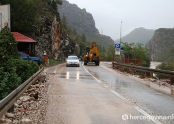 ZAPOČELI RADOVI KOD JABLANICE Nova regulacija prometa na magistralnoj cesti