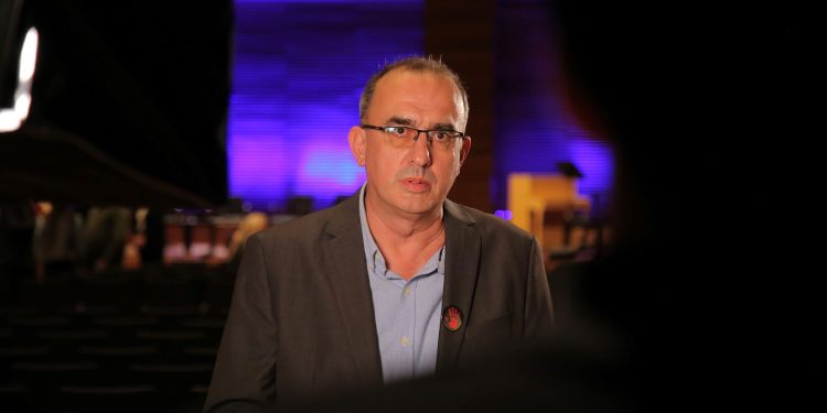 ZAŠTITA ZA SINA Zbog srpske veleposlanice u Hrvatskoj Dinko Gruhonjić pisao Plenkoviću, Milanoviću i Grlić Radmanu | NACIONAL.HR