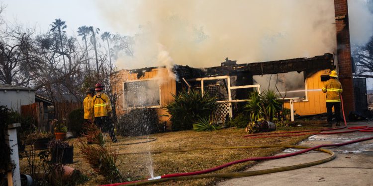 Zašto su hidranti presušili u Los Angelesu usred velikih požara?