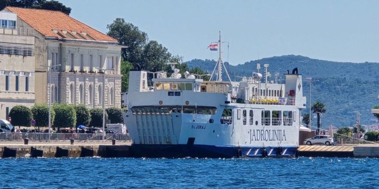 Zbog predsjedničkih izbora izmjene u plovidbenom redu za Molat, Brbinj, Sali, Preko i Ošljak