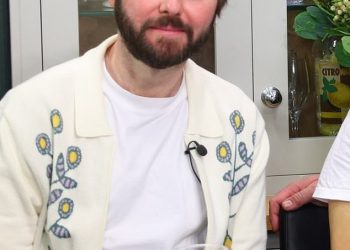 Zvijezda filma Inbetweeners, James Buckley, otkriva da ‘nema previše volje’ da bude glumac nakon što je otkriveno njegovo nevjerojatno bogatstvo iz Cameo videa