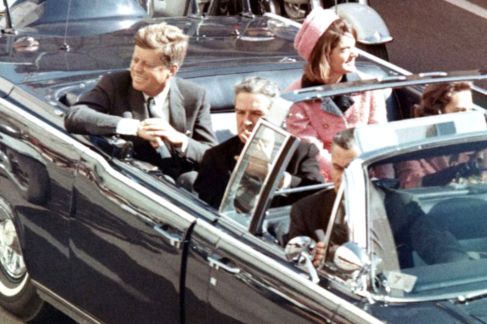 John F Kennedy snimljen nekoliko trenutaka prije nego što je ubijen snajperskim mecima u Dallasu, Teksas, 22. studenog 1963.