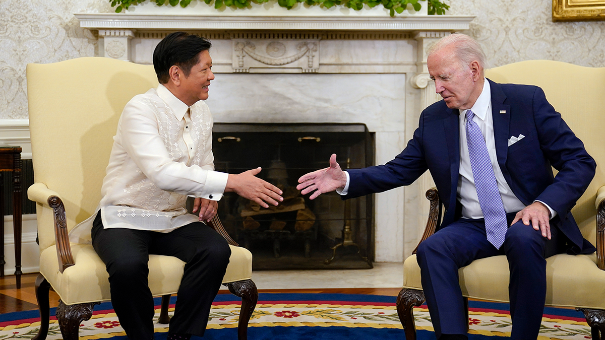 Predsjednik Filipina Ferdinand Marcos Jr. i predsjednik SAD-a Joe Biden