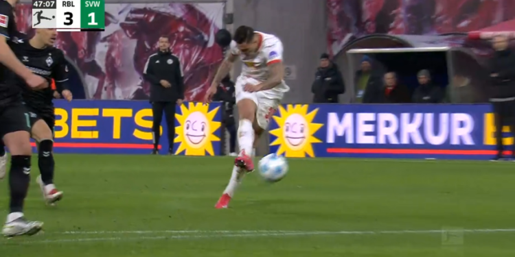 golova i vrhunaca, Šeško razbija vrata