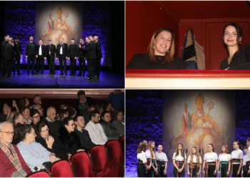 Grad − Klapskom pjesmom u Kazalištu Marina Držića započela Festa (FOTO)