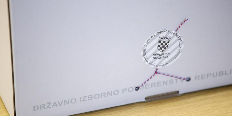 PREDSJEDNIČKI IZBORI Predizborni dan protječe mirno, u drugom krugu više birača nego u prvom | NACIONAL.HR