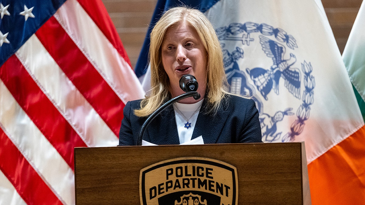 Jessica Tisch se zakleti kao nova povjerenica NYPD -a