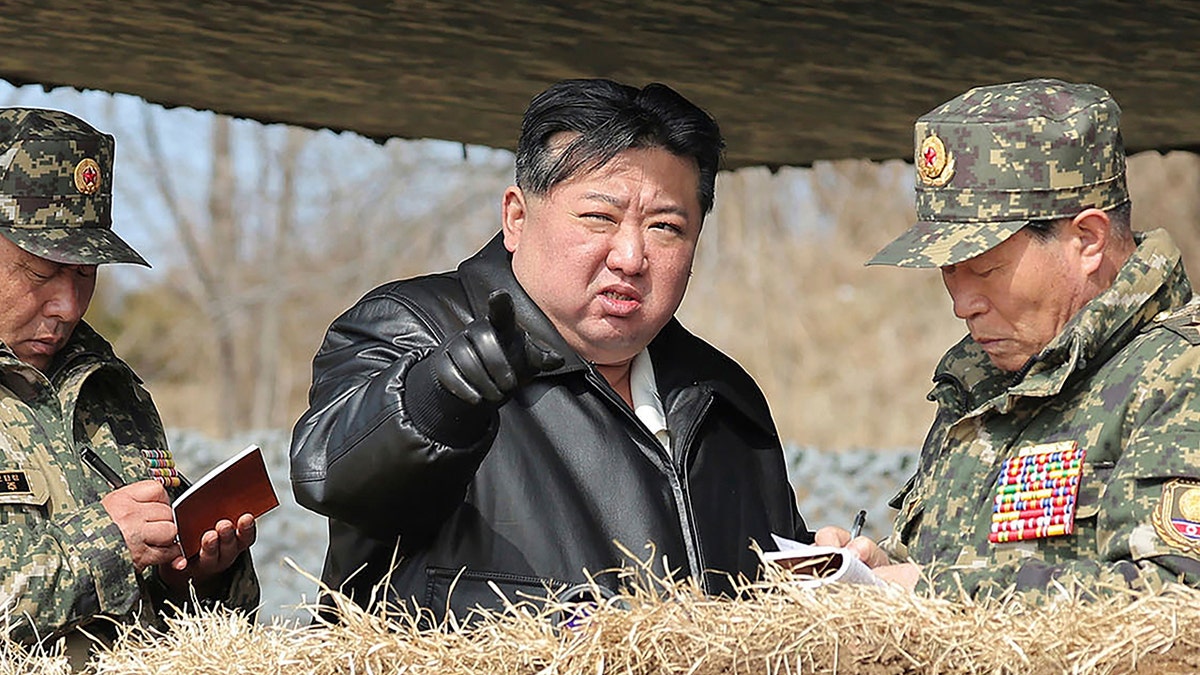 Kim Jong Un test projektila