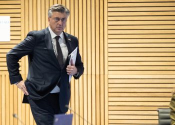 SJEDNICA VLADE Plenković poželio Oscara za ‘Čovjeka koji nije znao šutjeti’ | NACIONAL.HR