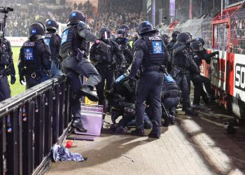 KAOS U RIMU Izbodena tri navijača Real Sociedada, u bolnici su u kritičnom stanju! | NACIONAL.HR