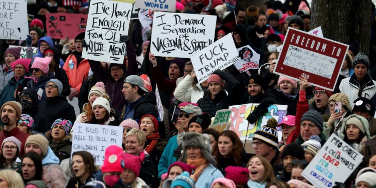RODNA PITANJA Tisuće u Washingtonu prosvjeduju pred Trumpovu inauguraciju | NACIONAL.HR