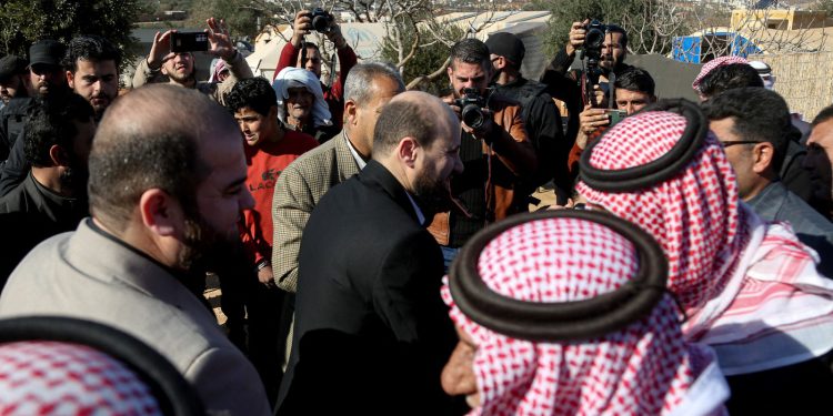 NAKON PADA ASADOVA REŽIMA UN: Gotovo trećina izbjeglica želi se vratiti u Siriju | NACIONAL.HR