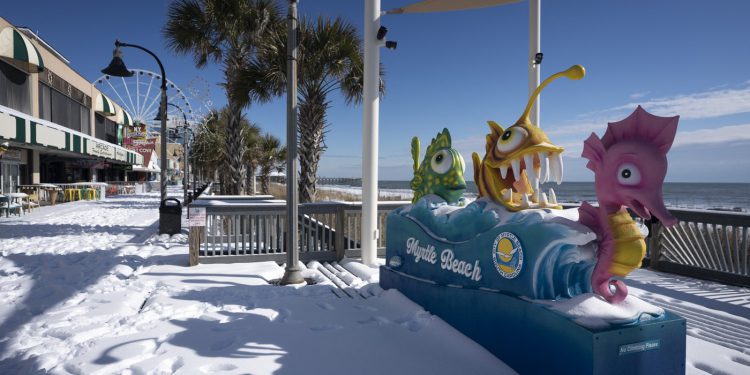 ZAMEO IH… Snježna oluja poharala jug SAD-a, ima mrtvih. U opasnosti 38 milijuna ljudi | NACIONAL.HR