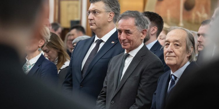 ‘SRPSKI SVET’ Pupovac se ograđuje: ‘Nikad nismo htjeli biti dio ičega što bi moglo nauditi narodu s kojim živimo’ | NACIONAL.HR