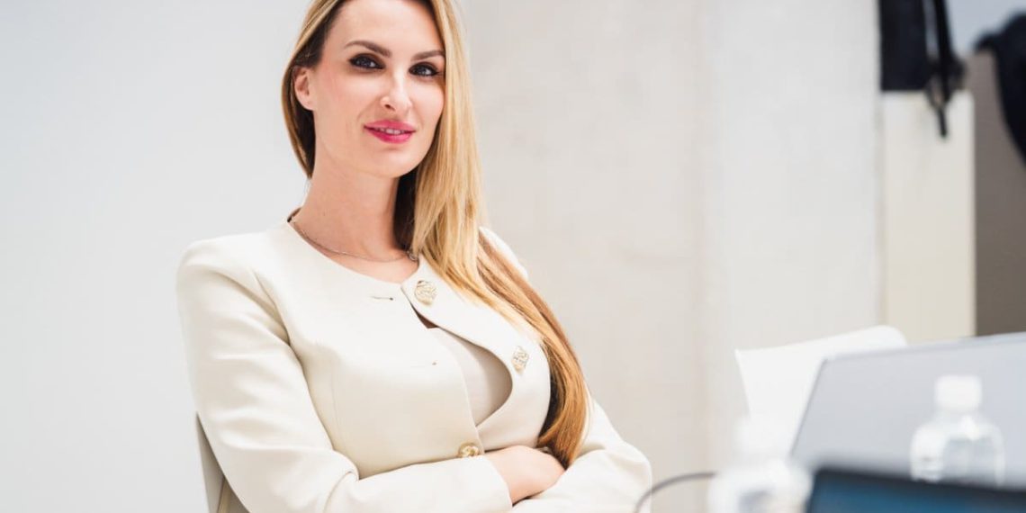 Zelić o sukobu Arapović Bonačić – Ivošević: “Gradonačelniče, primaju li na radionici reklamacije?”