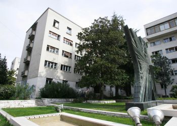 Slobodna Dalmacija – Trogiranka završila na sudu zbog često korištenih tableta koje joj je prepisala liječnica: ‘Oslobodite me…’