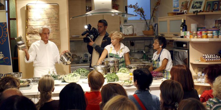 Slobodna Dalmacija – Iz splitske udruge se opraštaju s Georgem Mateljanom, Splićaninom svjetskoga glasa: Bio je jedan od pionira zdrave hrane