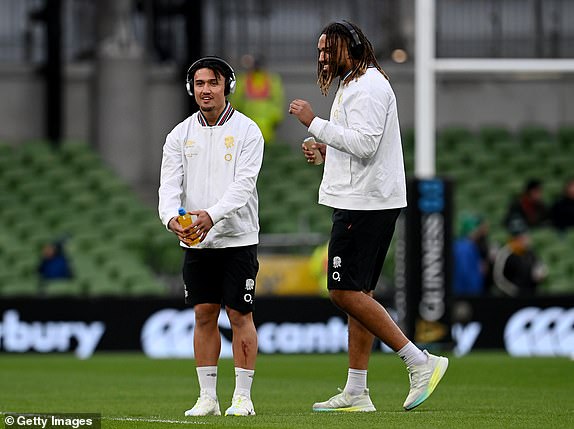 DUBLIN, IRELAND - FEBRUARY 01: Marcus Smith of England inspects the pitch with teammate Chandler Cunningham-South prior to the Guinness Six Nations 2025 match between Ireland and England at Aviva Stadium on February 01, 2025 in Dublin, Ireland. (Photo by Charles McQuillan/Getty Images)