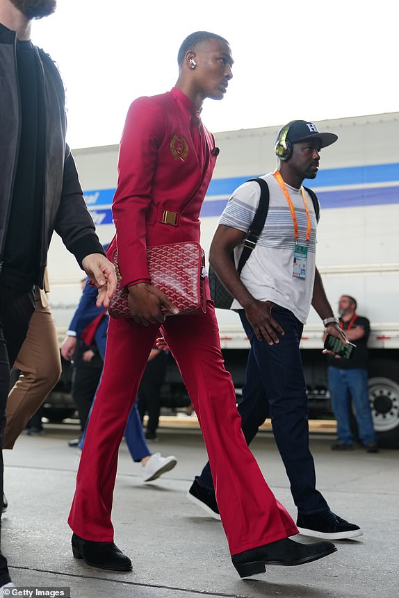 NEW ORLEANS, LA - FEBRUARY 09: DeVonta Smith #6 of the Philadelphia Eagles arrives prior to Super Bowl LIX against the Kansas City Chiefs at Caesars Superdome on February 9, 2025 in New Orleans, Louisiana. (Photo by Cooper Neill/Getty Images)