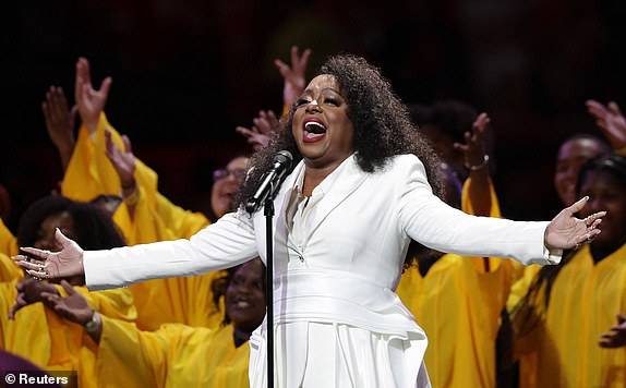 Football - NFL - Super Bowl LIX - Philadelphia Eagles v Kansas City Chiefs - Caesars Superdome, New Orleans, Louisiana, United States - February 9, 2025 Ledisi performs "Lift Every Voice and Sing" before the game REUTERS/Mike Segar