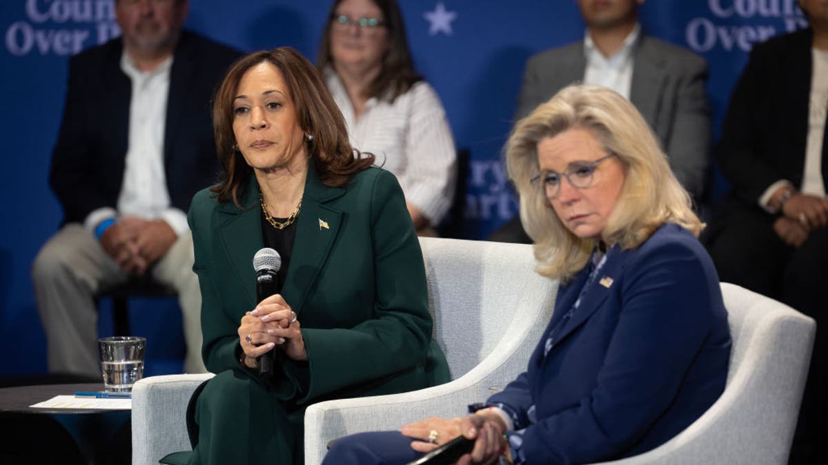 Kamala Harris i Liz Cheney