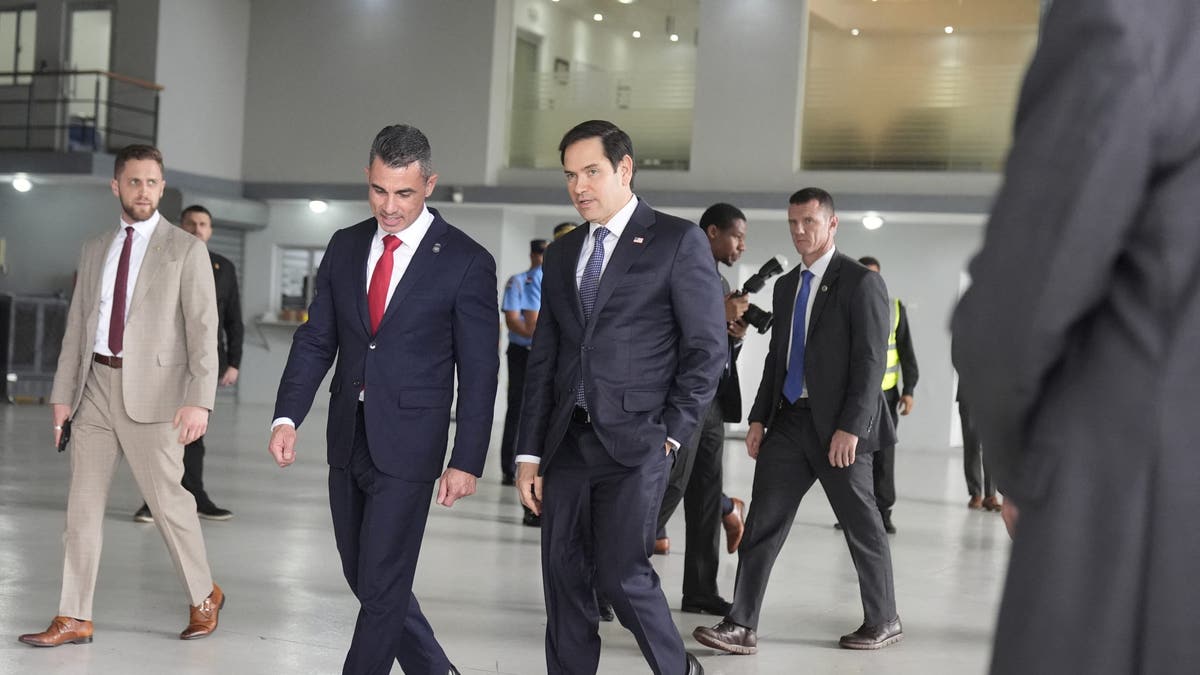 Rubio ide prema venecuelanskom avionu u Dominikanskoj republici