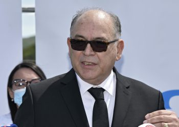 Slobodna Dalmacija – Počelo suđenje kontroverznom HDZ-ovcu koji je na ručkove i večere trošio općinski novac. Prijetio je i našem novinaru…