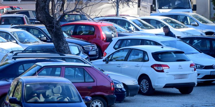 Slobodna Dalmacija – U naplatu ide još 150 mjesta na uličnim parkiralištima u Splitu. Objavljen i cjenik: ‘Morate pomaknuti vozila…’