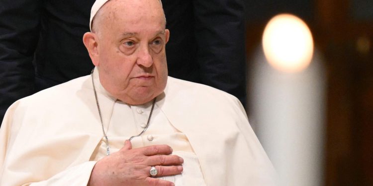 Vijesti iz Vatikana: ‘Papa je u kritičnom stanju. Krvne pretrage pokazuju zatajenje bubrega…’