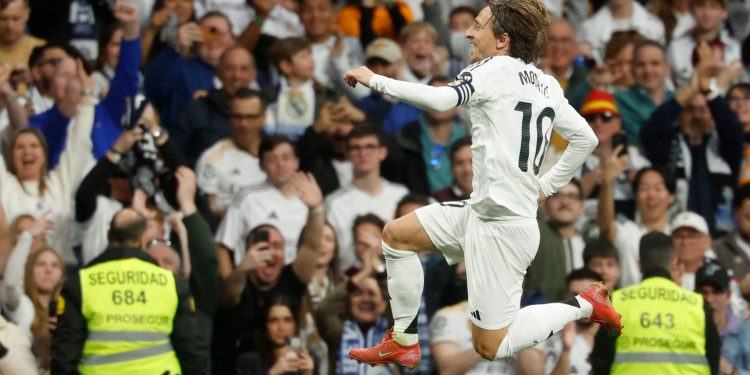 VIDEO Golčina karijere Luke Modrića! Zapalio Bernabeu bombetinom s 25 metara: “Suludo, ima 39 godina i napreduje”