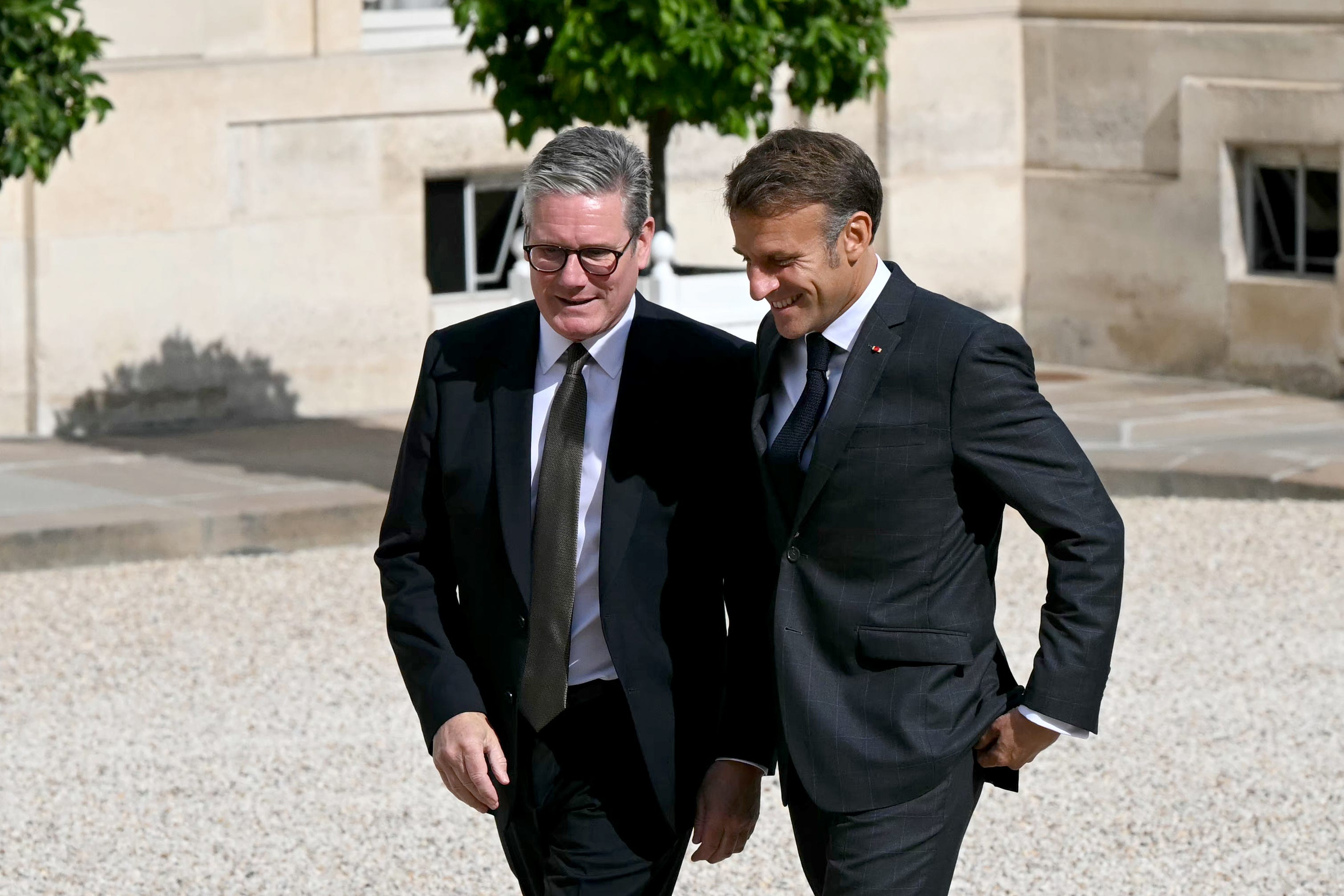 Premijer Keir Starmer i francuski predsjednik Emmanuel Macron sastat će se u Parizu dok mi i ruski dužnosnici započinju razgovore u Rijadu