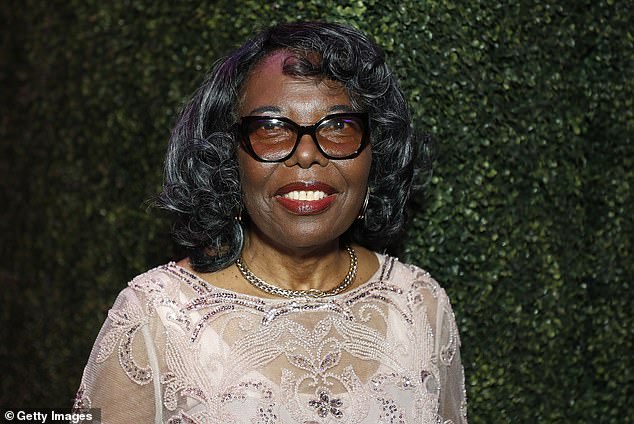 Wallace je umro od prirodnih uzroka u petak ujutro u Stroudsburgu, Pennsylvania, mrtvozornik okruga Monroe obavijestio je TMZ; Na slici 2022