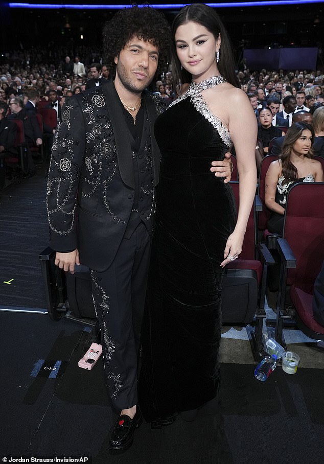 U prosincu 2023., kada je prvi put javno otkrila da se druži s Bennyjem, na društvenim mrežama napisala je: 