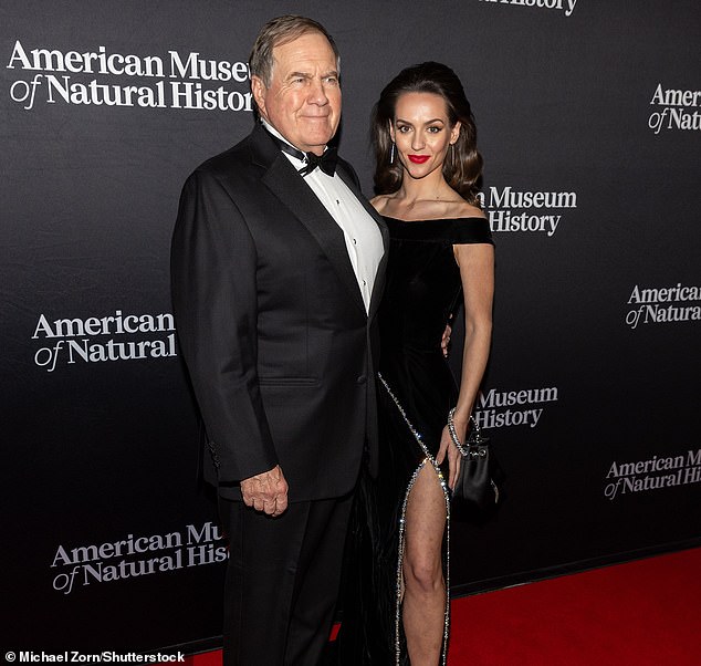 Jordon i Belichick službeni su debitovali kao par u prosincu, kada su pogodili crveni tepih na gala u New Yorku