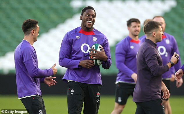 Itoje wants to help the England team 'become tighter as a group' under his leadership