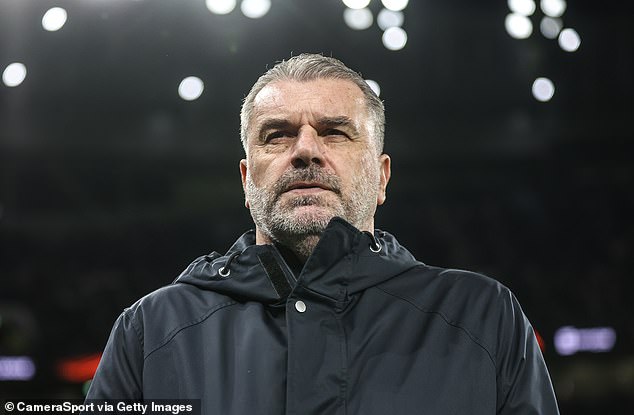 Postecoglouova bočna osoba s ozljedama željela je novi središnji bek nakon što se Radu Dragusin ozlijedio