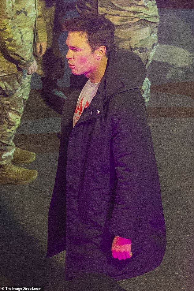 Otac trojice nije javno reagirao na vijest da je njegova supruga rodila ili na trudnoću