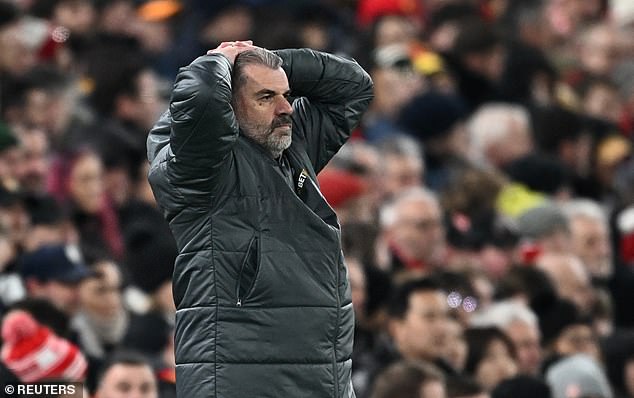 Redknapp je zabio Spursove nedostatak borbe i rekao je da je poraz bio glavni nizak za klub