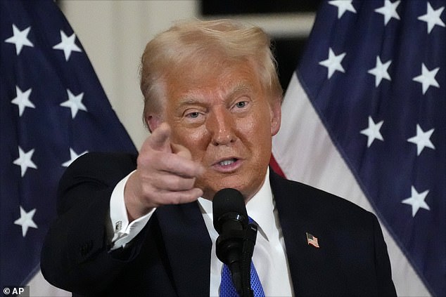 Doanld Trump u nedjelju kreće u New Orleans kako bi gledao poglavare kako igraju orlove