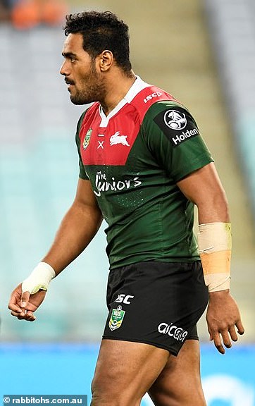 U 2017. godini, Mailata je tada rekao trener Rabbitohs NRL-a Michael Maguire da je malo vjerojatno da će igrati prvi razred zbog potrebnih razina fitnesa (na slici, igrajući mlađe od 20 godina za South Sydney)