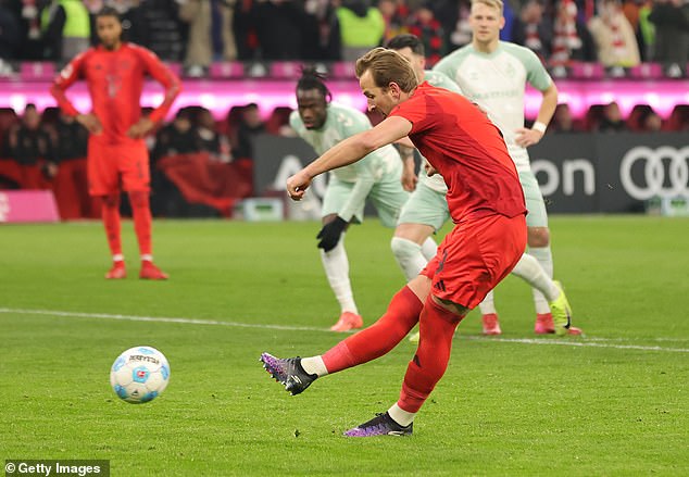 Nakon Kane's Bracea u petak, sada je u sezoni osam puta postigao 20 ili više ligaških golova, što je najviše bilo kojeg engleskog igrača ikad, pretekao je prethodni rekord Alana Shearera od sedam