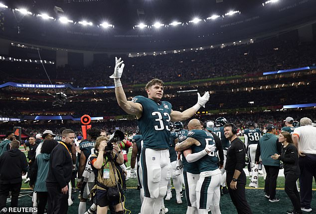 Philadelphia Eagles dominirao je gradskim šefovima Kansasa u pobjedi 40-22 u New Orleansu