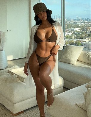 Američki model prikazan je s Bellinghamovim roditeljima na igri Real Madrida