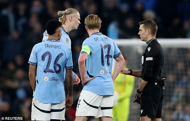 Manchester City je natjerao da čeka potvrdu svog otvarača dok je var provjerio je li Erling Haaland u ofsajdu