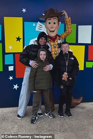 Coleen se činila presretna što uživa u kvalitetnom vremenu sa svoja dva sina tijekom putovanja iz snova