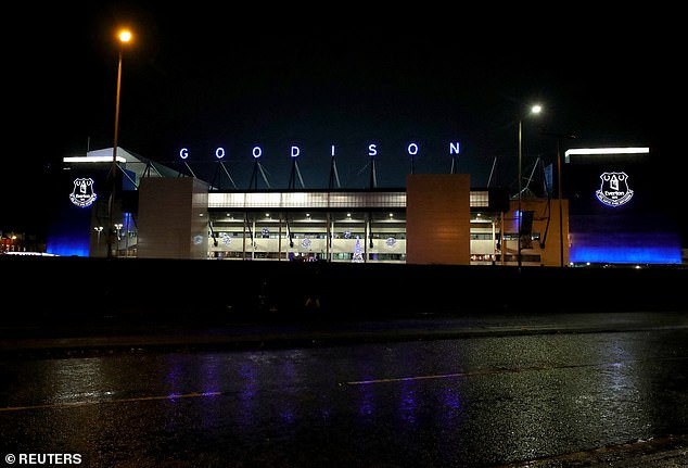Kratka šetnja između Liverpoolovih dva temelja Premier lige više neće biti na kraju ove kampanje