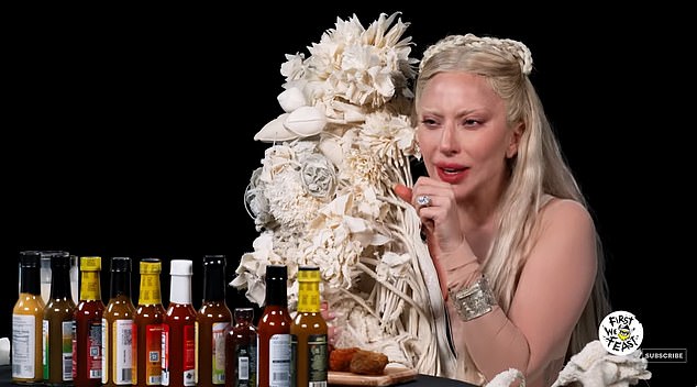 Dok je razgovarala s domaćinom, Sean Evans, četverostruki pjevač Grammyja, 38, otvorio se o tome zašto je zamalo napustila svoj san, mnogo prije nego što je postala jedan od najvećih svjetskih umjetnika, prodajući milijune rekorda i izvevši rasprodate turneje