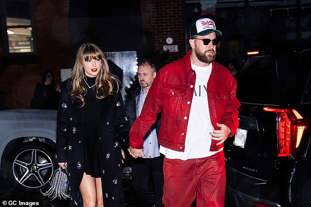 Kelce i Taylor Swift i prikazani su tijekom noćnog izlaska u New York City još u prosincu